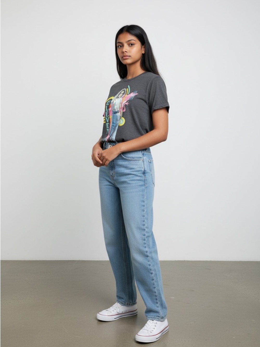 Stranger Things - “Eleven” Charcoal Graphic Short Sleeve Tee - Women Sz M